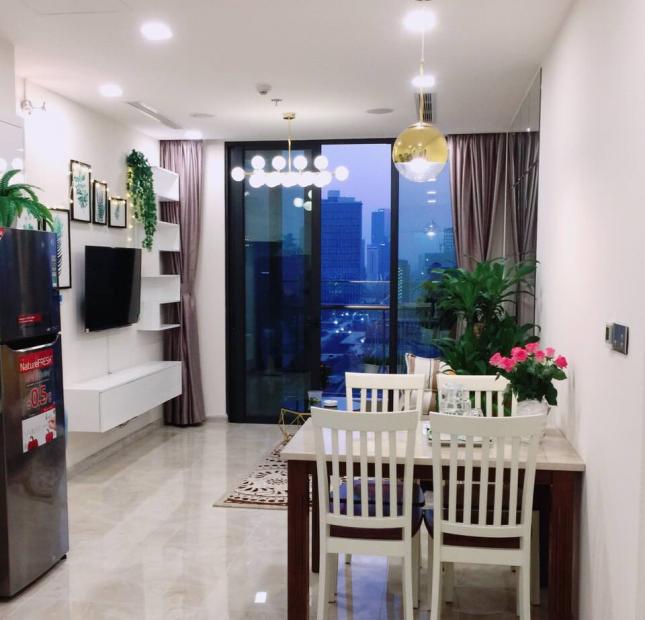 Cần cho thuê CH Vinhomes Golden River, 1, 2 pn, giá tốt nhất thị trường. Lh 0909.255.622