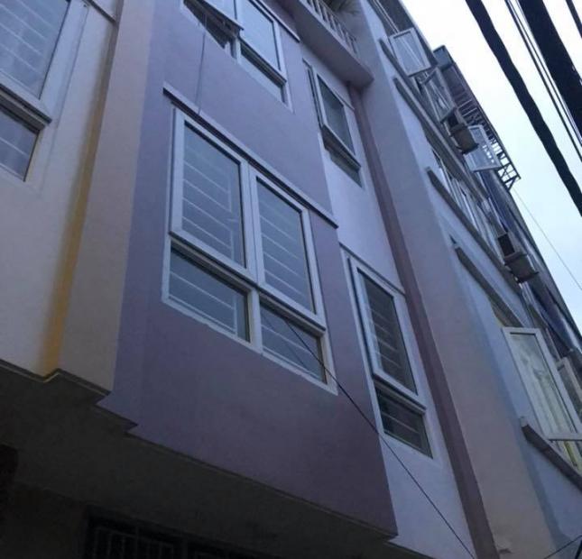 Cần bán nhà phố Nguyễn Lân 46m2, 4.3 tỷ