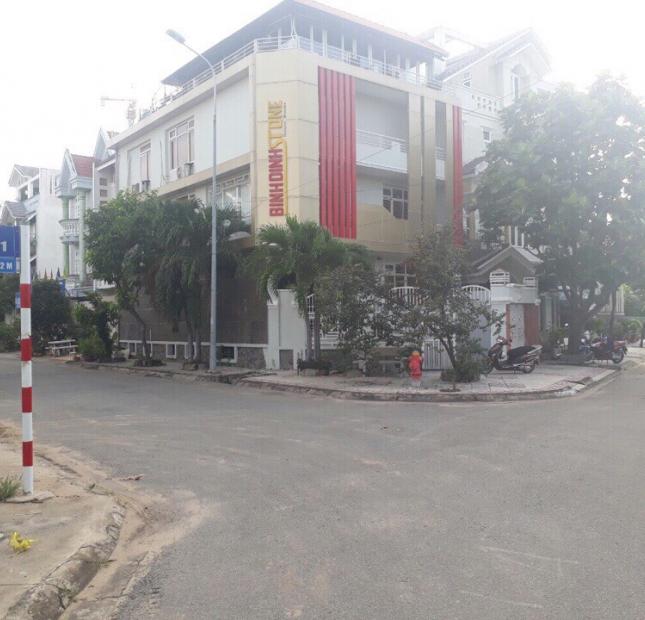 Bán nhà biệt thự, liền kề tại phường An Phú, Quận 2, Hồ Chí Minh. Diện tích 135.5m2, giá 14.5 tỷ