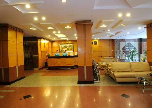 Cần bán gấp khách sạn 3* đường Lê Lai, P. Bến Thành, quận 1. Dt 8,3x20m, 13 tầng, 54 phòng