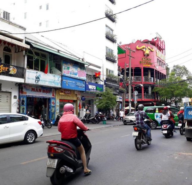 Cho thuê nhà mặt phố hẻm tại đường Đề Thám, Quận 1, Hồ Chí Minh