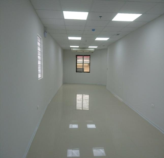 Cho thuê văn phòng tại phường Ngô Thì Nhậm, Hai Bà Trưng, Hà Nội, diện tích 35m2, LH 0934190889