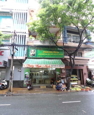 Chủ đi nước ngoài cần bán gấp nhà Nguyễn Trãi Q.5 (5.5x20) 8.5 tỷ
