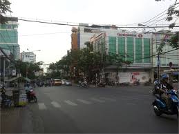 Bán Khách Sạn Đường Huỳnh Thúc Kháng, P. Bến Nghé, Quận 1: 4.5m x 18m, 9 Tầng, Giá 58 Tỷ
