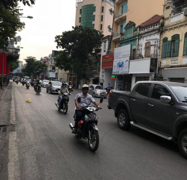 Do gia đình có việc nên muốn bán nhà mặt phố Nguyễn Thái Học, Kim Mã, Ba Đình