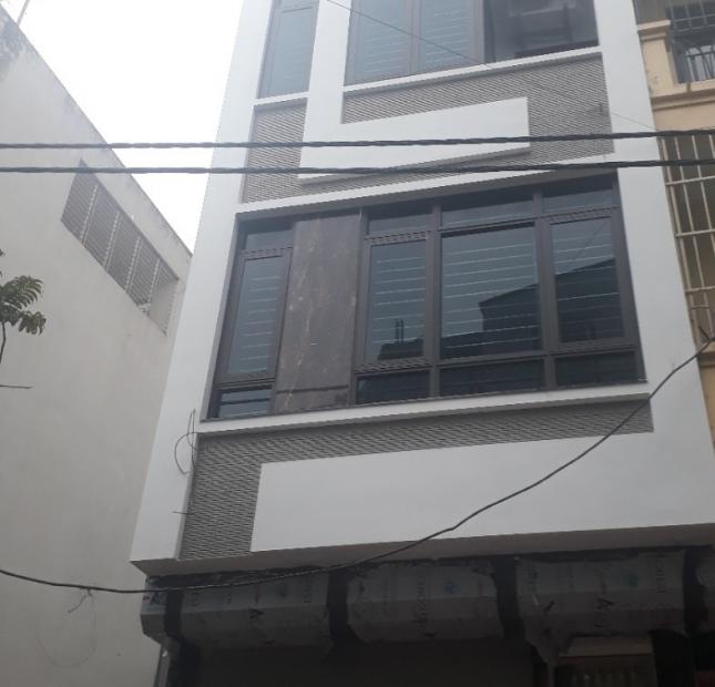 Nhà Hà Trì, Hà Đông, 35m2, 4 tầng thoáng trước, sau, đối diện trường cấp 3 Nguyễn Huệ, về ở ngay