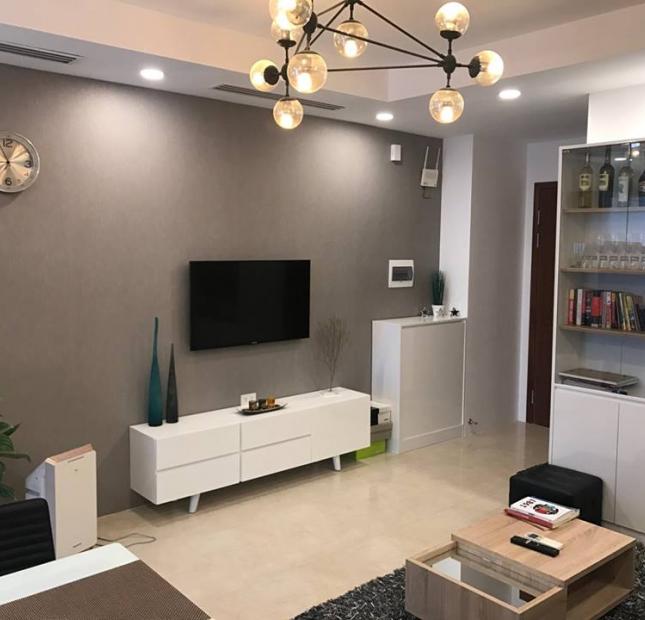 Cho thuê căn hộ Home City Trung Kính, DT 112m2, 3 PN, full đồ đẹp, giá 16 tr/tháng