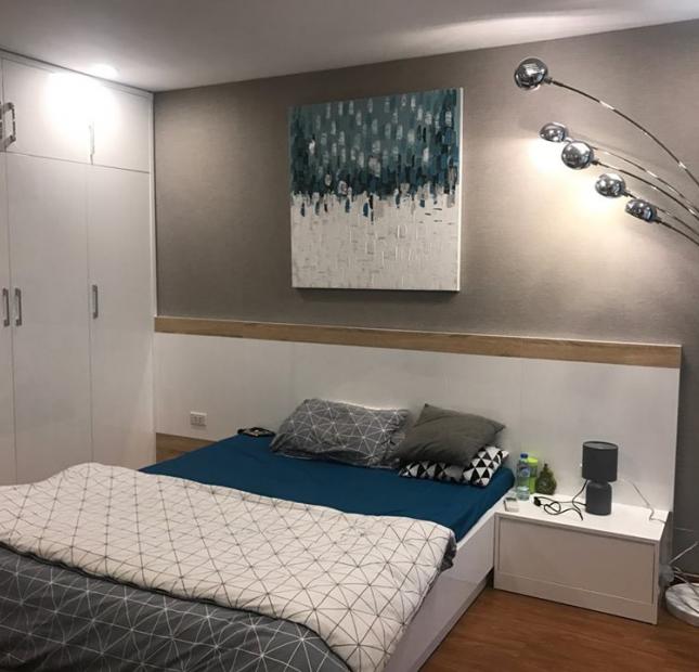 Cần cho thuê gấp căn hộ 2 phòng ngủ, 70m2, đầy đủ nội thất tại Home City. 0936496919