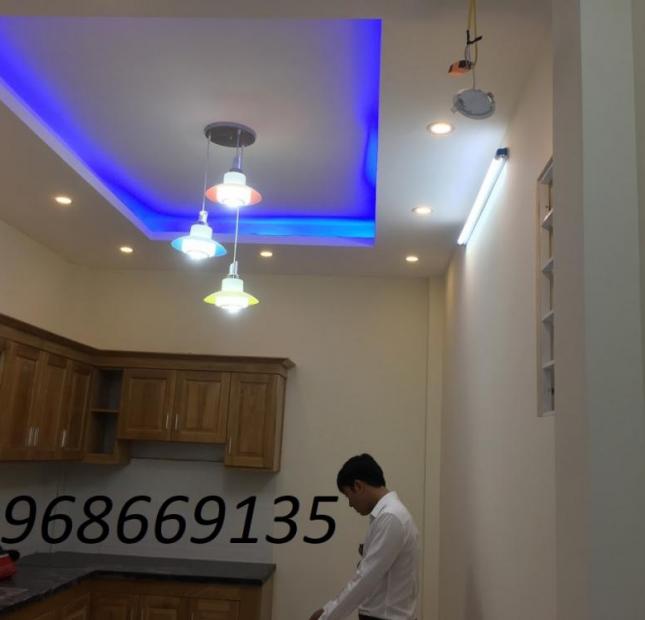 Nhà đẹp giá rẻ thiết kế hiện đại ngay ngã tư Lê Lợi, Hà Trì, 35m2, 4 tầng, hỗ trợ NH 75%