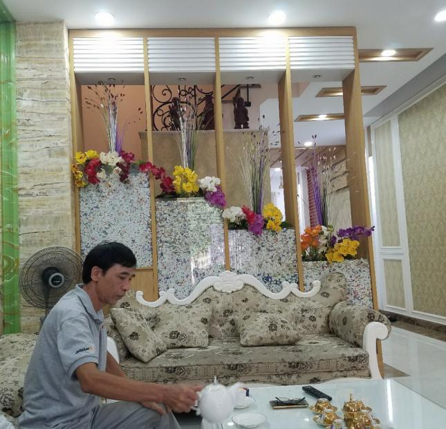 Bán nhà HXH cực đẹp đường Quang Trung, Gò Vấp, DT 71.6m2, giá 6.5 tỷ