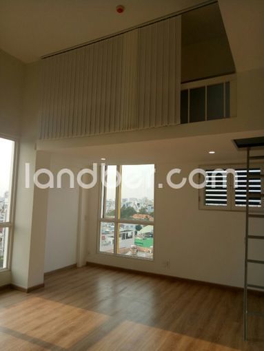 Cho thuê căn officetel, căn góc tầng 7 view đẹp, Charmington Lapointe, giá 13tr/th, LH: 0938397303