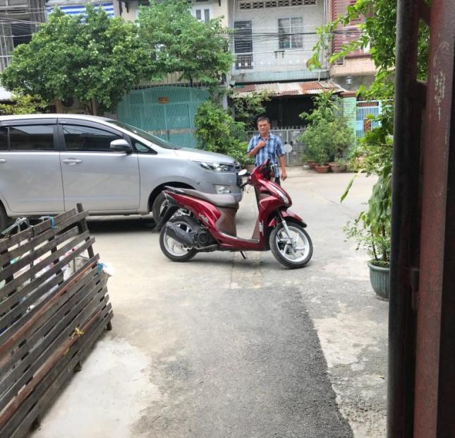 Bán nhà nhỏ gác lững hẻm 157 đường Hưng Phú Phường 8 Quận 8
