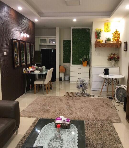 Cho thuê căn hộ chung cư cực đẹp, full đồ, KĐT Việt Hưng, Long Biên. LH: 01687080894