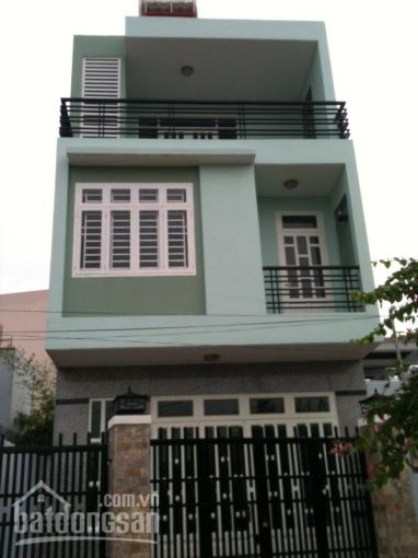 Chơi số đề thua lỗ, bán gấp nhà Nguyễn Trãi (4*20) lừng + 1 lầu