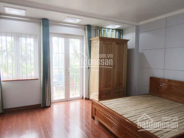 Cho thuê nhà riêng 4 phòng ngủ, khu Lê Hồng Phong, cách Big C 200m