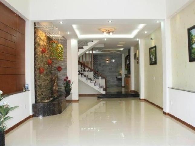 Bán nhà mới có 2 lầu gần chung cư Lê Thành, 4m*19m, giá cả thương lượng