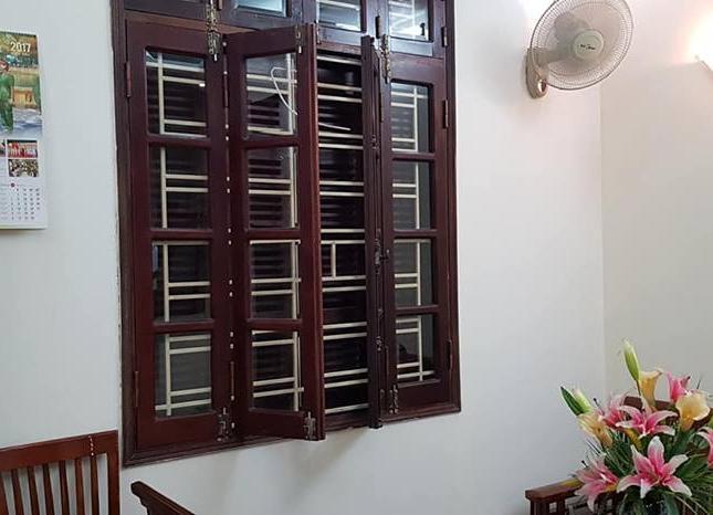 Bán nhà riêng phố tô vĩnh diện 40m2 x4 tầng giá 4,1 tỷ