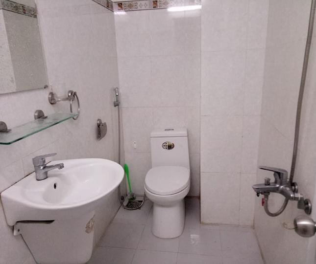 Phú Nhuận cho thuê phòng trọ 60m2 đủ nội thất có bảo vệ, thang máy, free nước net cáp TV giờ tự do