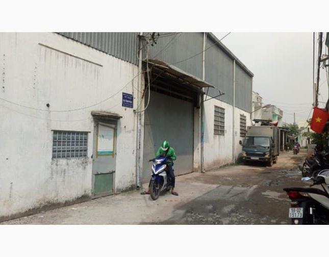 Cho thuê kho xưởng mặt tiền 1400m2 giá 55 triệu/ tháng gần KCN Vĩnh Lộc A, huyện Bình Chánh