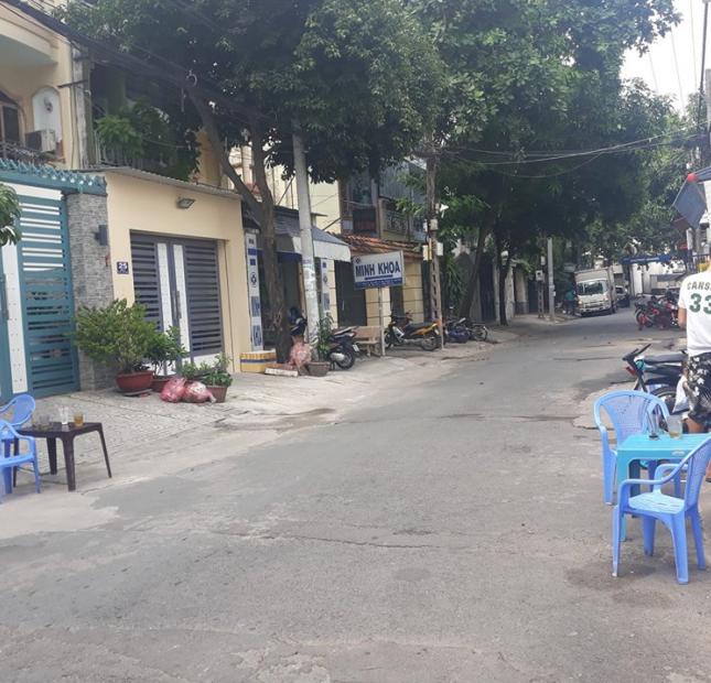Bán nhà MTNB đường B (Khu biệt thự ADC), Tân Phú 4x20m, đúc 2 lầu ST, giá 8.8 tỷ TL