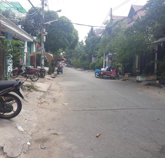 Bán nhà MTNB đường B (Khu biệt thự ADC), Tân Phú 4x20m, đúc 2 lầu ST, giá 8.8 tỷ TL
