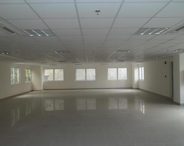Cho thuê văn phòng 150m2, giá 20$/m2/tháng, mặt phố  Nguyễn Phong Sắc, Cầu Giấy