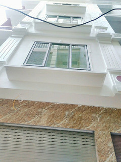 Chính chủ cho thuê toàn bộ nhà 37m2 * 4 tầng, 292 Giải Phóng Thanh Xuân, 2 mặt phố chính, 20 tr/th
