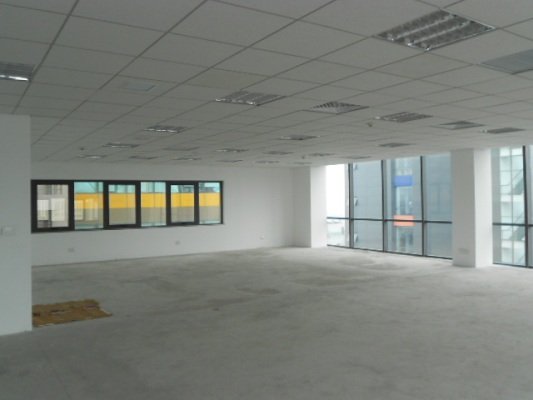 Cho thuê văn phòng phố Duy Tân, Cầu Giấy diện tích 145m2 giá thuê 24 triệu/tháng