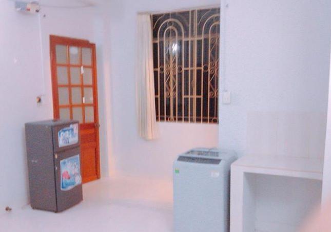Phòng trọ 25m2 full nội thất, wifi máy giặt free, ban công thoáng Nguyễn Văn Trỗi