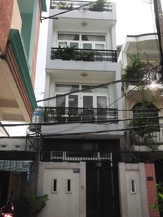 Bán nhà đường Ngô Quyền, quận 10, DT: 4x16m, trệt, lửng, 2 lầu, ST, giá chỉ 17.75 tỷ