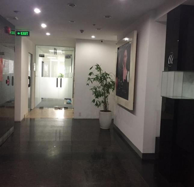 Cho thuê văn phòng tòa nhà VMT Duy Tân 70m2, 90m2, 160m2, giá hợp lý LH 0989410326