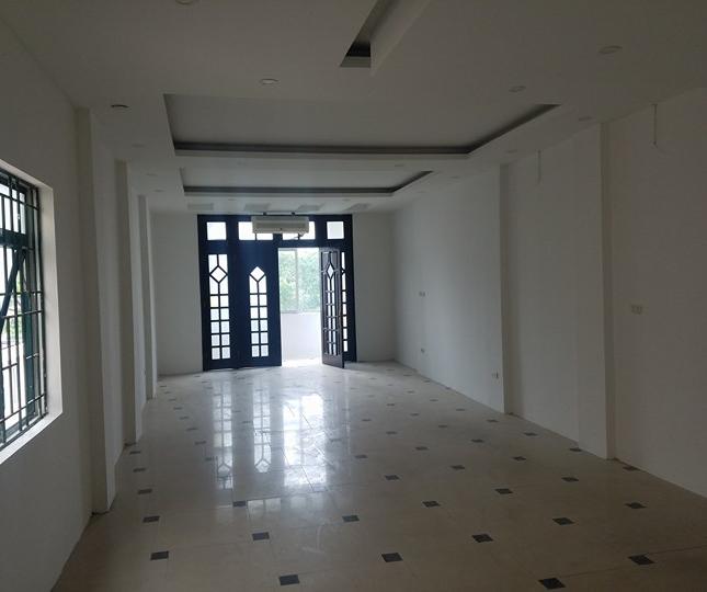 Văn phòng cho thuê DT 40 - 150 m2 tại quận Đống Đa, phố Nguyễn Khuyến. Lh: 0866613628