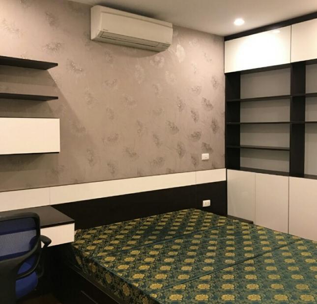 Cần cho thuê căn hộ chung cư 60B Nguyễn Huy Tưởng 2P ngủ đầy đủ nội thất vào ở ngay, giá 10.5 tr/th