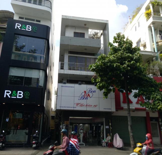 Nhà bán2 mặt tiền  Nhật Tảo, P.6, Quận 10 4.5*11 giá chỉ 12.2 tỷ rẻ bèo