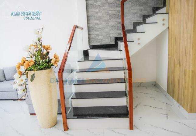 BÁN NHÀ 2 TẦNG, SỔ HỒNG SANG TÊN NGAY, GIÁ GỐC TỪ CHỦ ĐẦU TƯ. QLDA: 0971.154.354 ( Thọ )