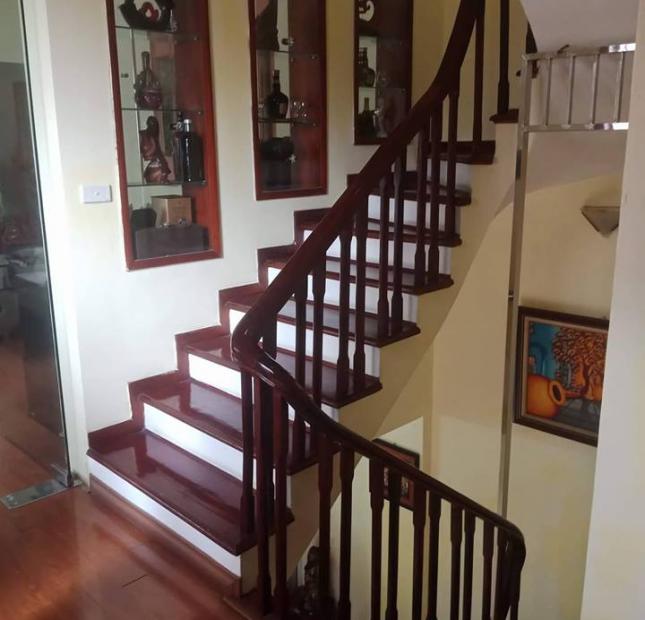 Nhà đẹp Lạc Long Quân kinh doanh đỉnh 40m 6 tầng. 