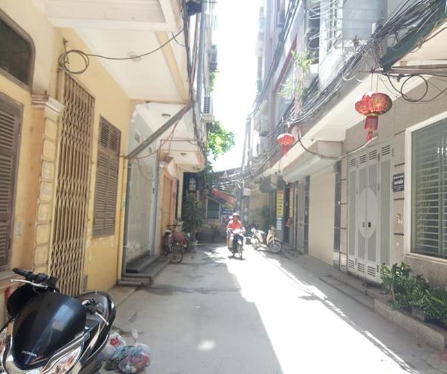 Cho thuê nhà riêng tại Trần Quốc Hoàn - Phạm Hùng