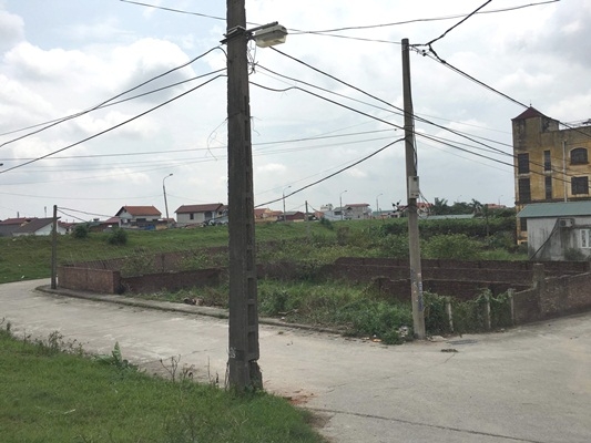 Cần bán 2 mảnh đất sổ đỏ chính chủ phường Cự Khối, quận Long Biên, Hà Nội