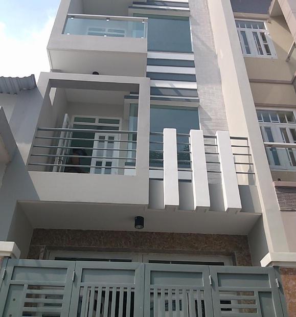 Bán nhà hẻm 8m Trần Quang Diệu, DT 4.5x18m, 1 trệt 3 lầu, nội thất cao cấp, nhà mới đẹp