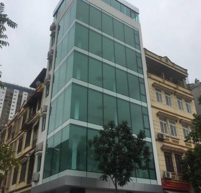 Cho thuê nhà mới xây MT Quang trung, Q.GV, DT: 5.5x20m, 5 tầng. Giá: 75tr/th