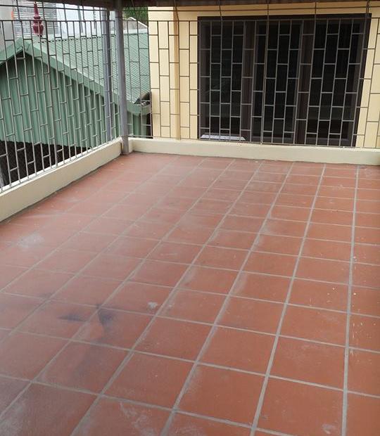 4.7 tỷ Bán Gấp nhà Nguyễn Khang 35m x 5 tầng, ô tô đỗ cửa. Lh: 0962382238