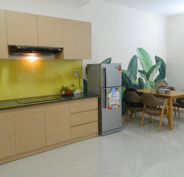 Cần cho thuê căn hộ 212 Nguyễn Trãi, Quận 1, DT 70m2, 2pn