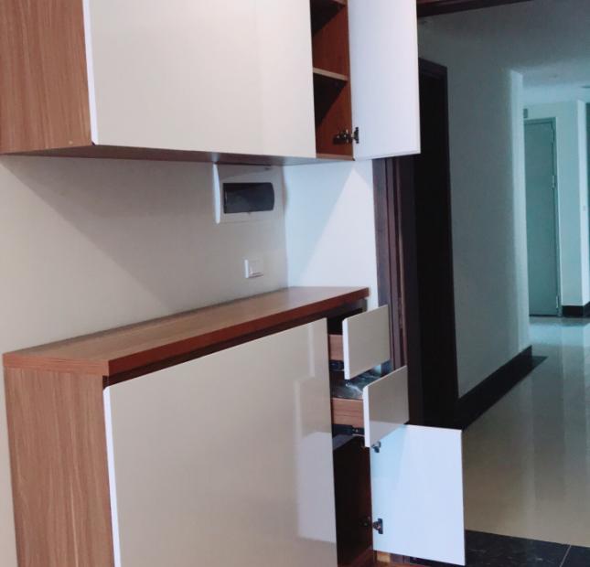 Cho thuê căn hộ 3 phòng ngủ tòa Packexim 2 – Phú Thượng