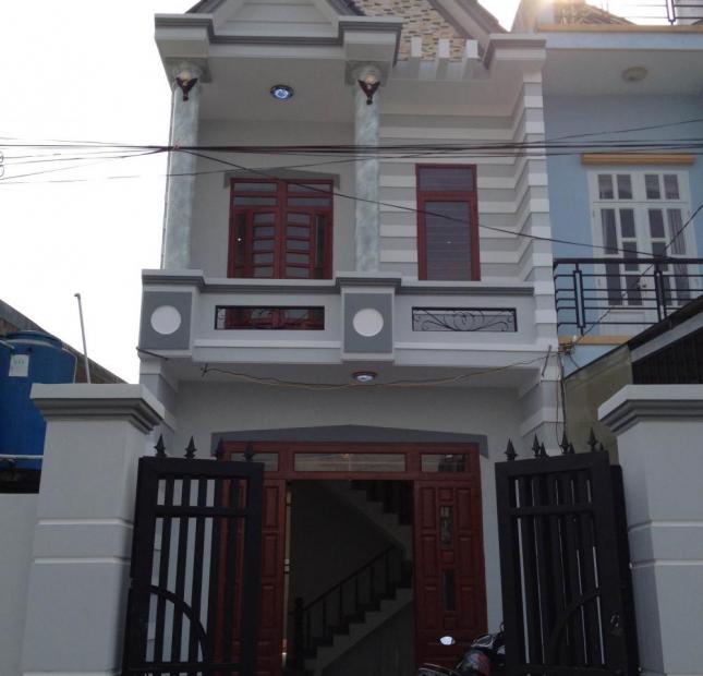 Bán nhà rẻ, nhà hẻm Trần Hưng Đạo, quận 1.