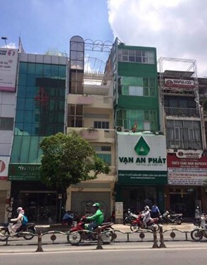 Cần bán nhà MT Phan Đăng Lưu, P. 3, Q. Phú Nhuận, DT 5.3x10m, trệt, 4 lầu. Giá 15.8 tỷ