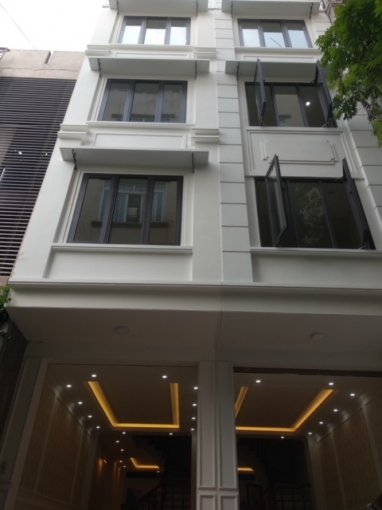 Chính chủ tôi cần bán căn nhà 36m xây 5 tầng tại phố Nguyễn Văn Lộc,Mỗ Lao,HĐ 3.75 tỷ 0988291531