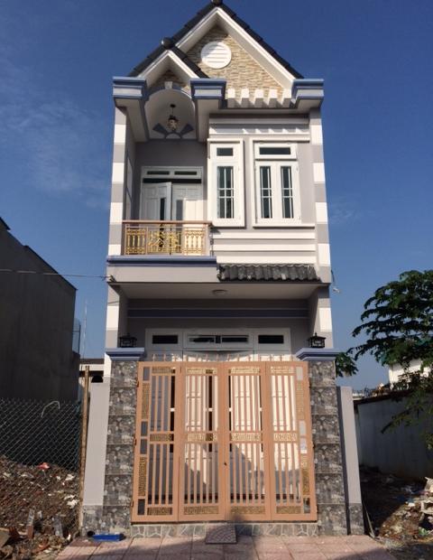 Nhà xây mới 100% Hương Lộ 11 cạnh UBND Hưng Long, 980 triệu nhận nhà, SH riêng. LH: 0906 714 303