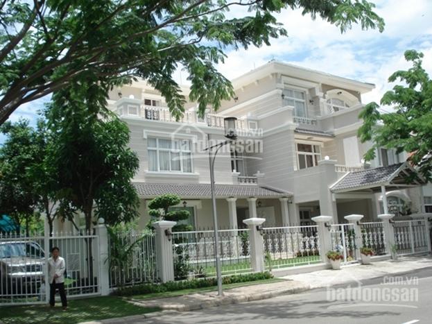 Cho thuê nguyên căn nhà Hưng Gia, 1 hầm, trệt lửng 3 lầu, DT: 220m2/sàn, 210triệu/tháng,LH:(NỤ)