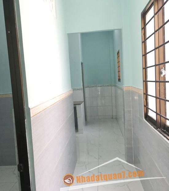 Cần bán nhà 1 lầu đúc kiên cố hẻm 803 Huỳnh Tấn Phát, P. Phú Thuận, Quận 7.