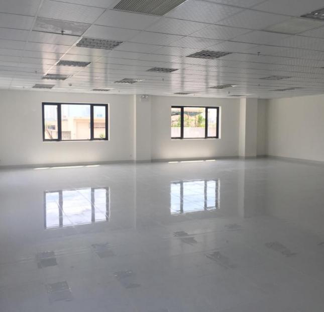 Văn phòng cho thuê tòa nhà cực đẹp, đã có sẵn trần và sàn. LH Bđs Mizuland 0918.949.724